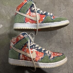 Size 11 - Nike Dunk SB High Maui Wowie